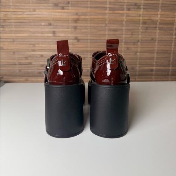 Larroude Stewart 100mm Patent Leather Platform Oxfords in Maroon - Picture 8 of 10